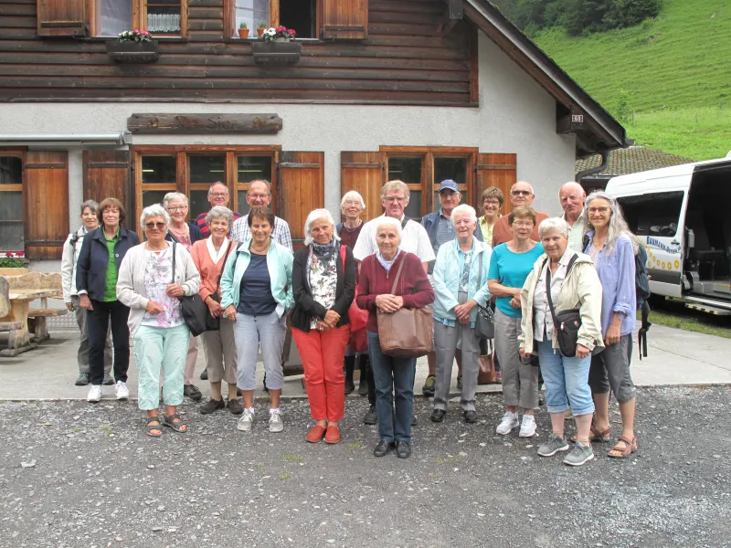 22-06-22 Senioren-Ausflug-Alp Siez (24) (Foto: Vroni Kr&auml;mer)
