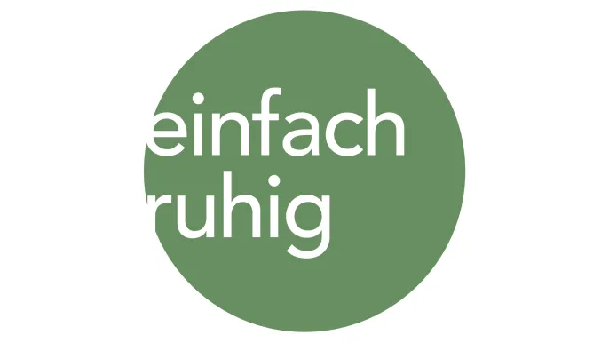 Logo einfach ruhig_2021_Kirchenweb (Foto: Christian Bernhard-Bergmaier)
